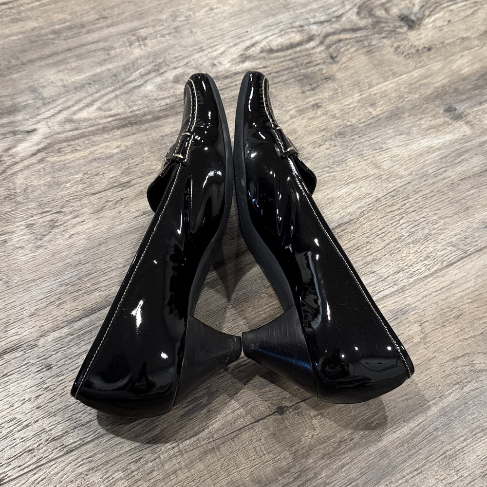 Prada Black Women's Loafers - Picture 8 of 13